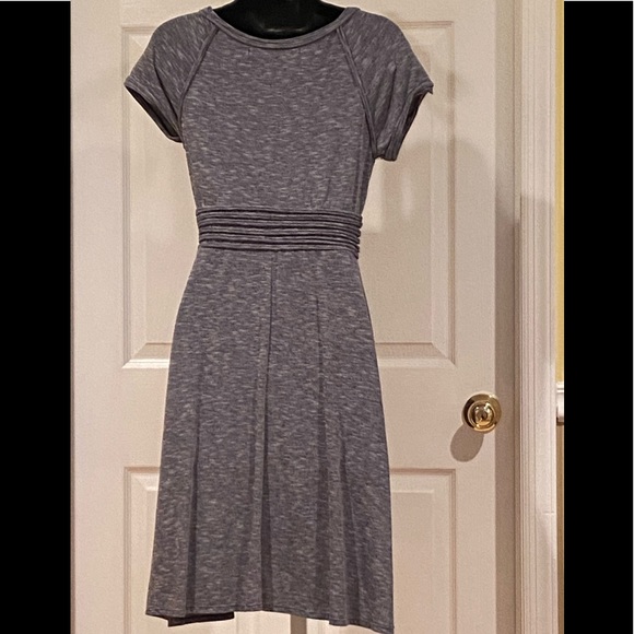 Max Studio Dummer Dress size small - Picture 2 of 3